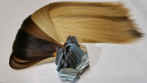 Read more about the article אילו שיטות חיבור מומלצות לתוספות שיער זמניות?